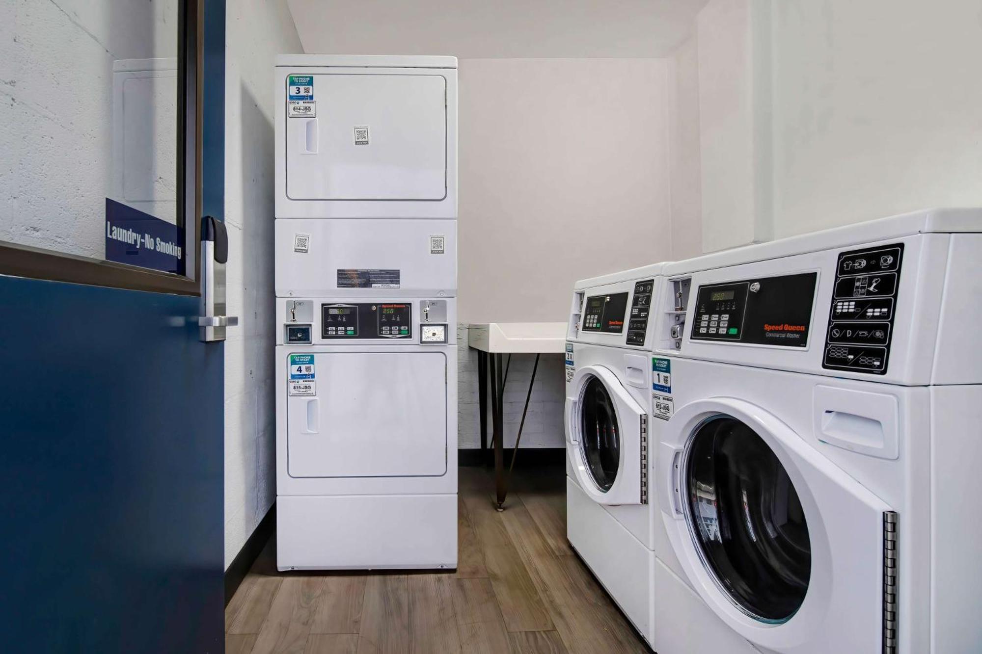 Motel 6 Atlanta, Ga - Midtown Экстерьер фото